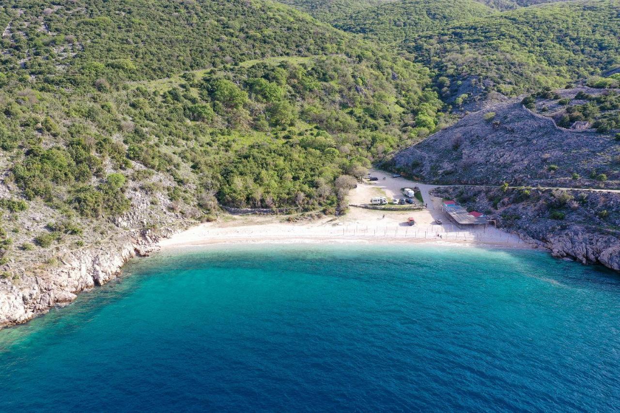 Moro Vrbnik 아파트 외부 사진