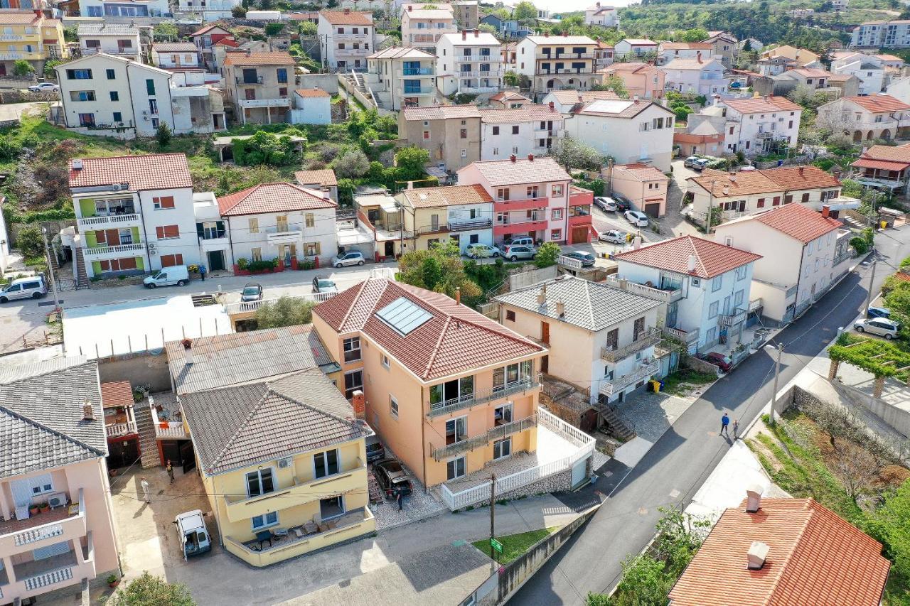 Moro Vrbnik 아파트 외부 사진