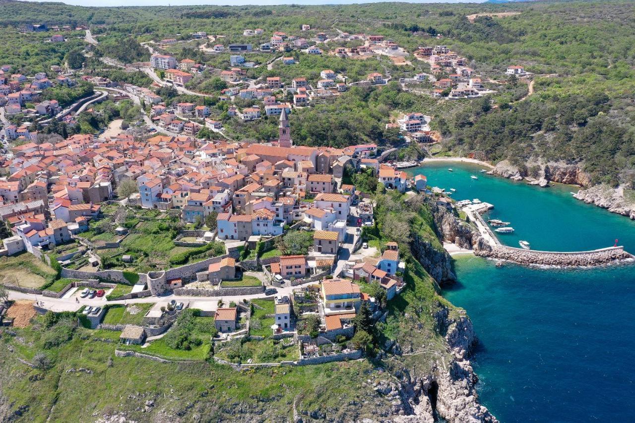 Moro Vrbnik 아파트 외부 사진